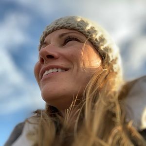 Meet your Posher, April